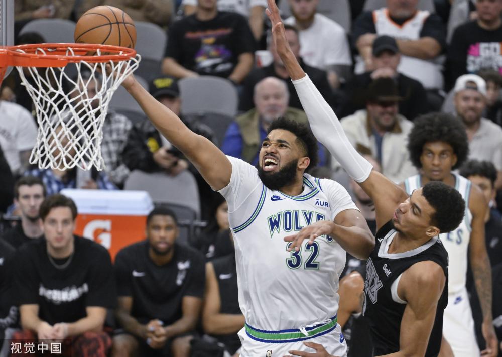 米跑出的首 米跑出的首