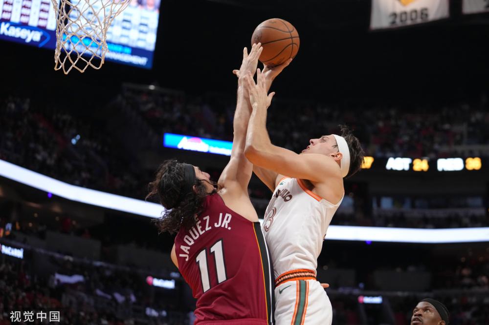 他在禁区内 他在禁区内