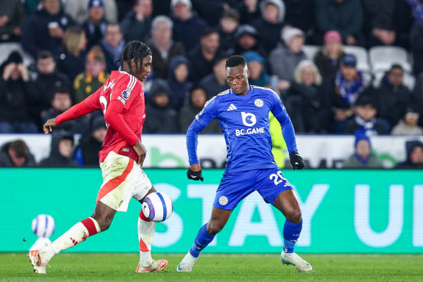 腾哈格凭借 腾哈格凭借